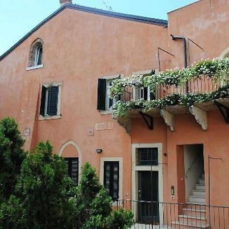 Abbraccio Di Verona Eksteriør bilde